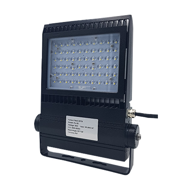 LED Strahler Pro 50W - 85°x135° Grad LED Strahler Pro 50W - 85°x135° Grad
