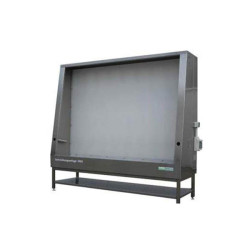 Entwicklungsbecken und Anlagen